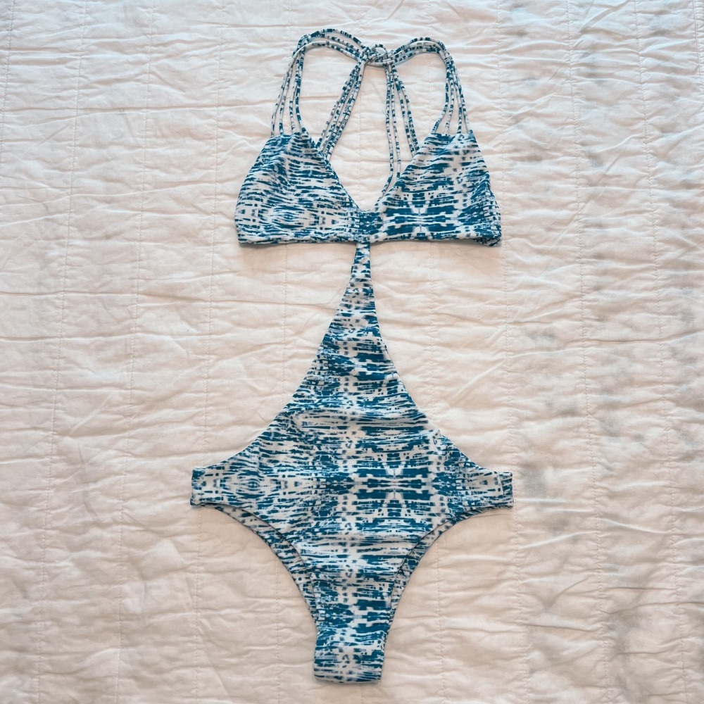 **SOLD** MIKOH MAKAHA ONE PIECE
